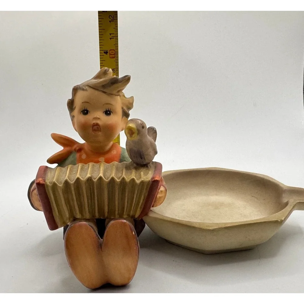 Vintage 1950's Hummel - 114 Let's Sing Trinket/Ashtray‎ Figurine 3.5inches